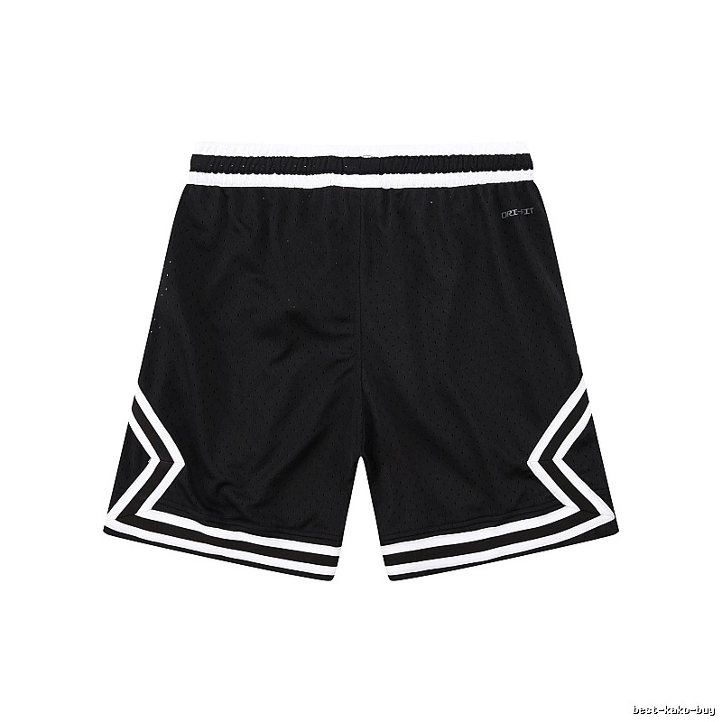 AJ sporty black shorts