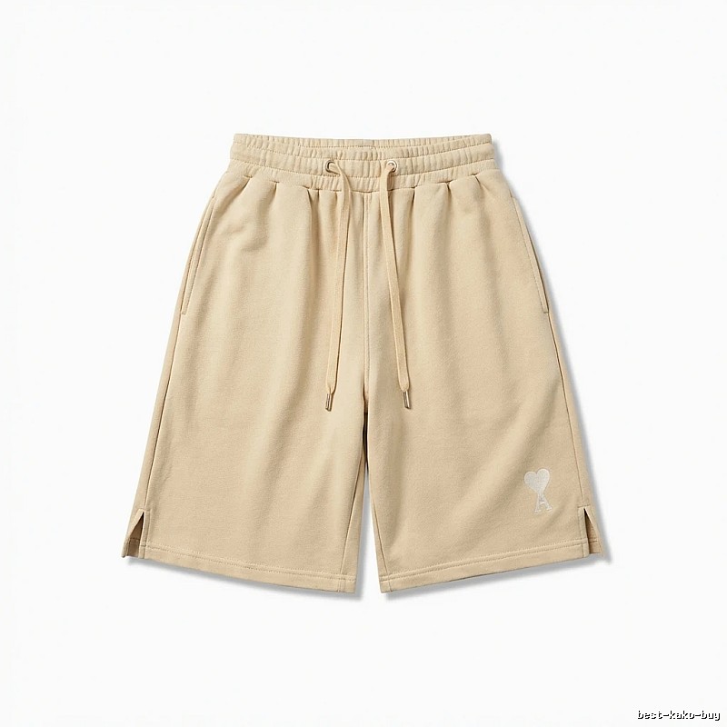 AMI casual style khaki shorts