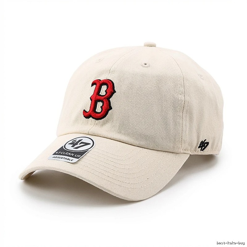 Beige baseball cap of the MLB Boston Red Sox