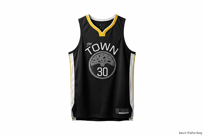 Black basketball uniforms of Curry The TOWN