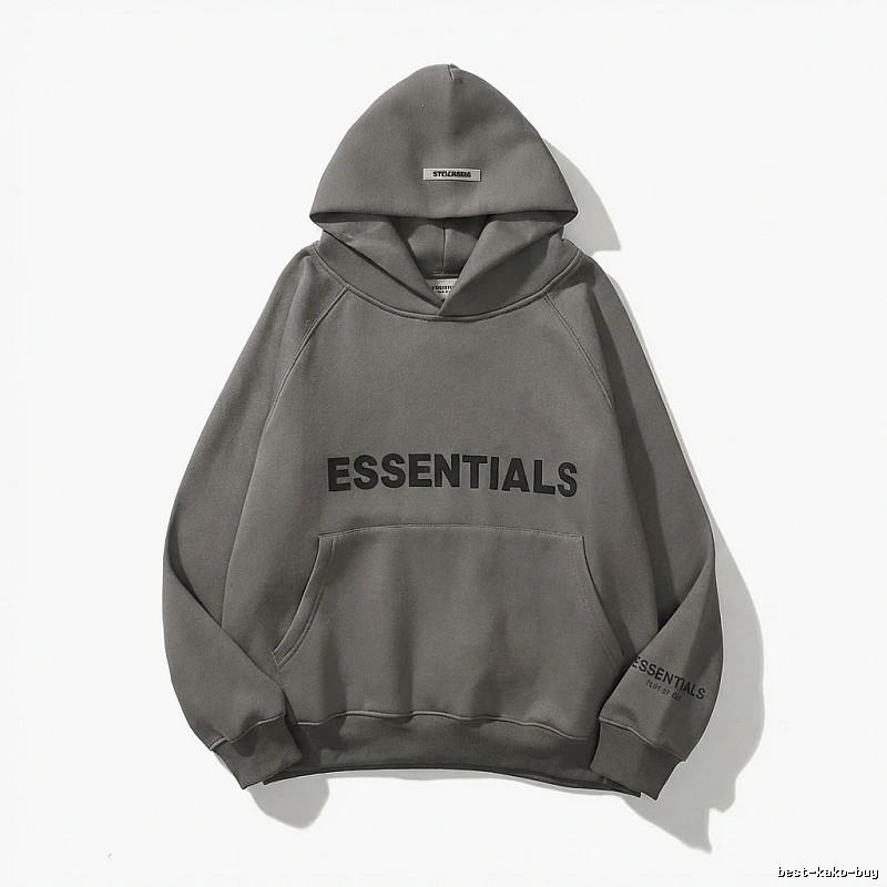 ESSENTIALS minimalist style grey sweatshirt