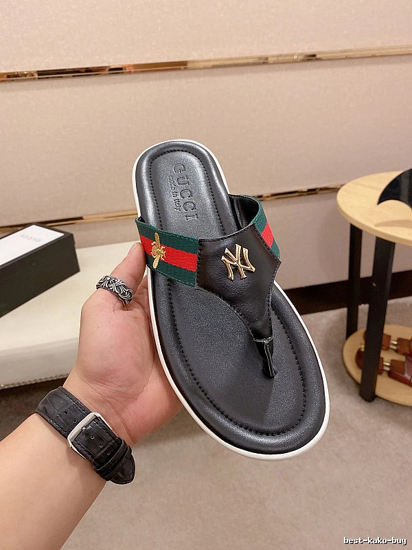 Gucci Co-branded Webbing Light Luxury Style Black Flip-Flops