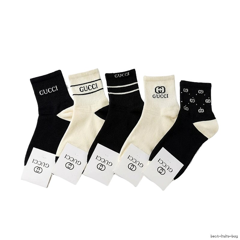 Gucci minimalist black and white socks