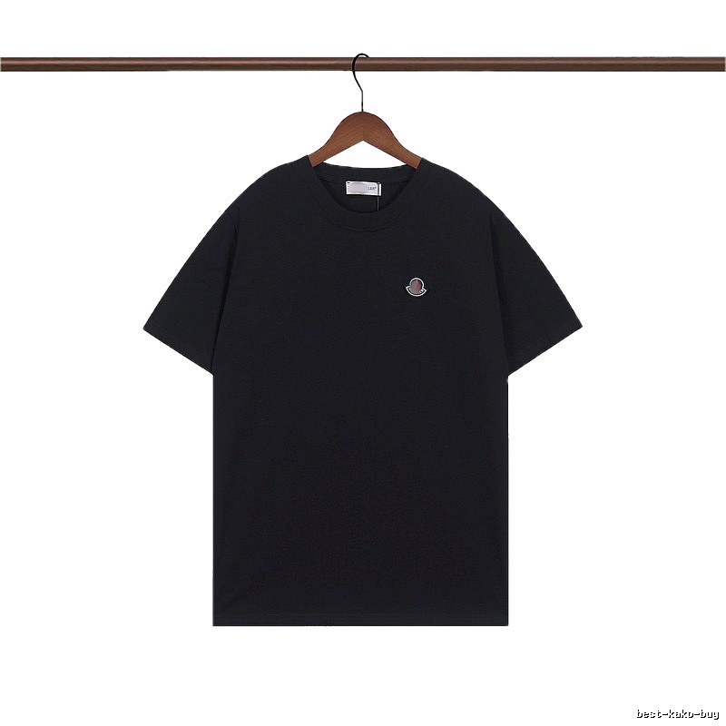 Moncler Classic Minimalist Style Black Short-sleeve T-shirt