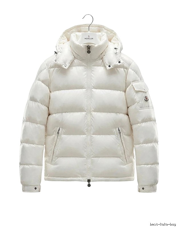 Moncler shiny and fashionable white down jacket