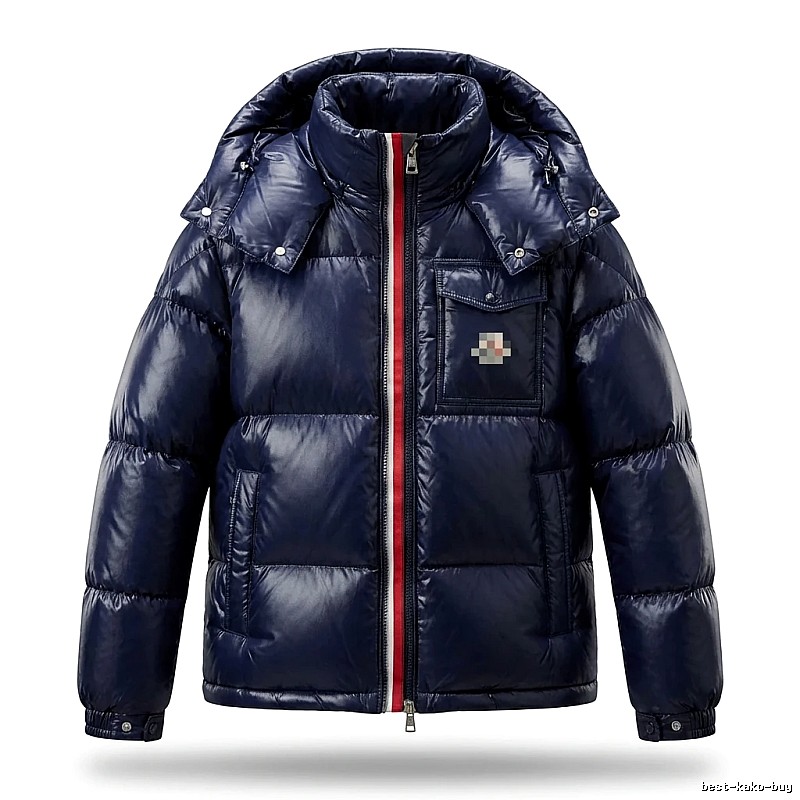 Moncler's classic style fashionable dark blue down jacket