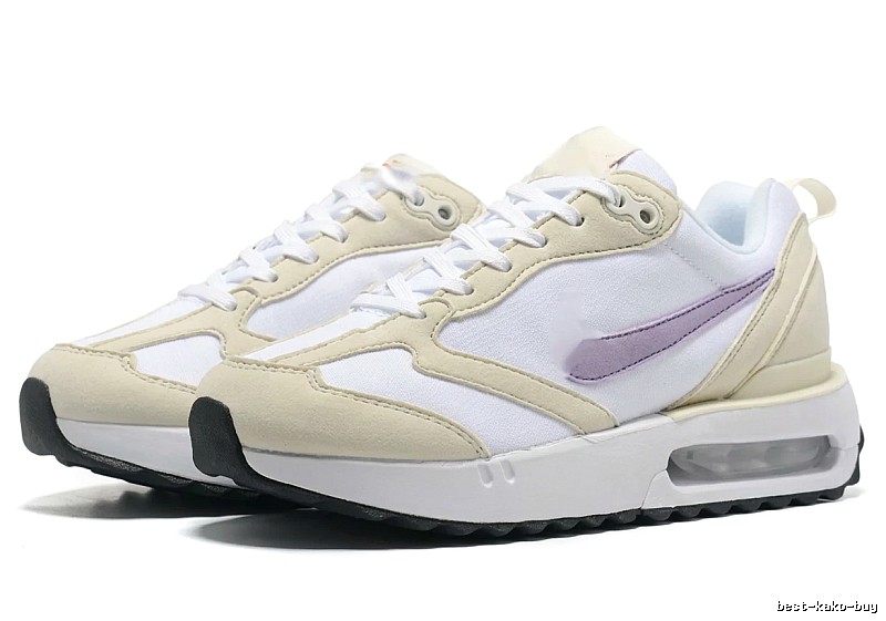 Nike retro-style off-white sports shoes