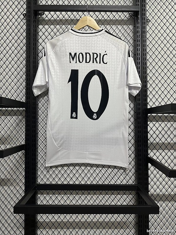 Real Madrid Resort Home soccer jersey White Real Madrid for Travel Looks Select Edition