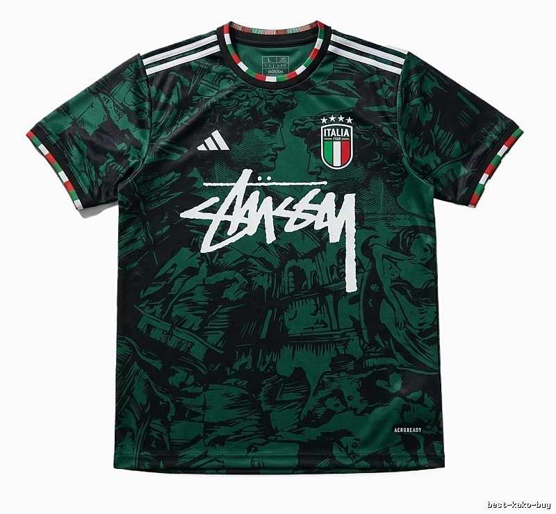 Stussy retro-style dark green T-shirt