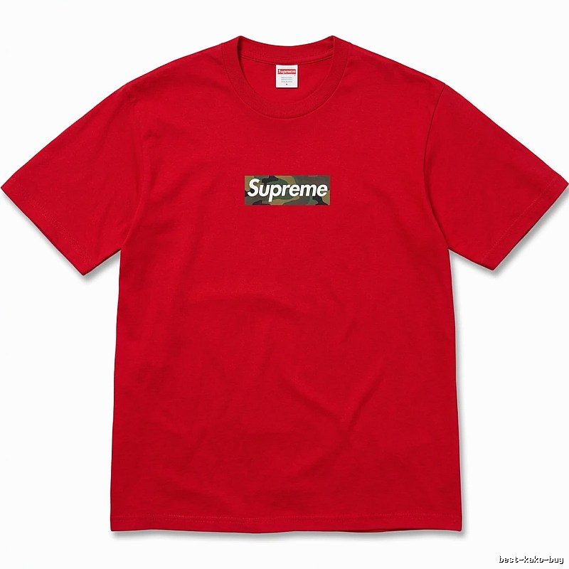 Supreme camouflage-style red T-shirt