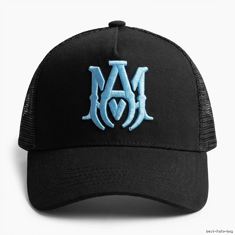 The classic black baseball cap of AMIRI.