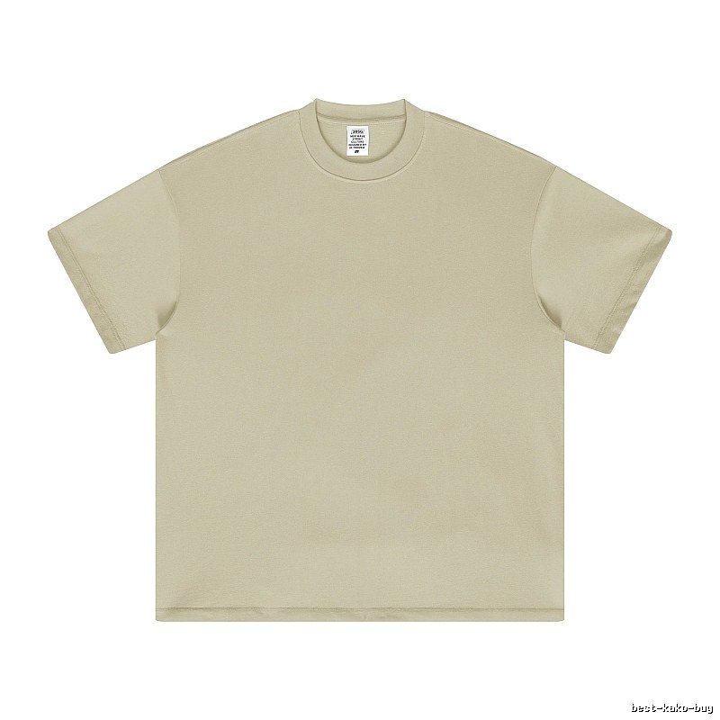 Travel Plain white T-shirt Minimal White Short with Modern Look