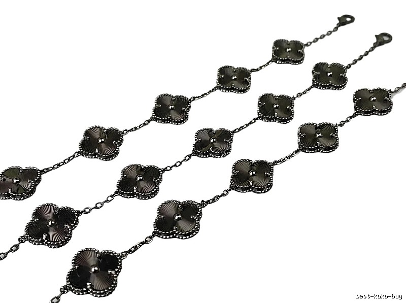 Van Cleef & Arpels Alhambra black bracelet