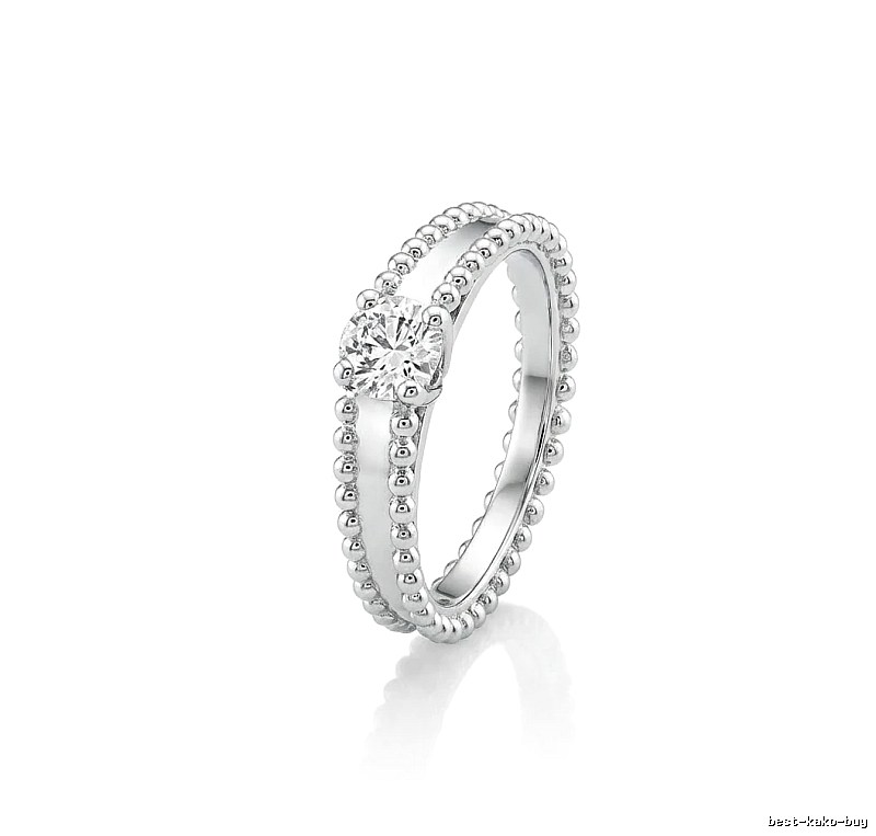 Van Cleef & Arpels diamond minimalist style ring